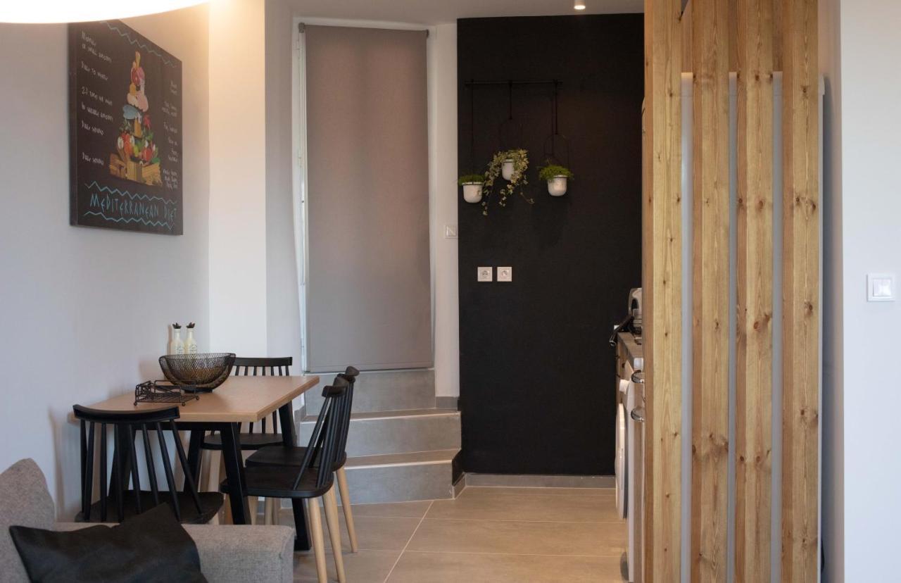 Live The Local Life , Old Town Kos Apartment Luaran gambar
