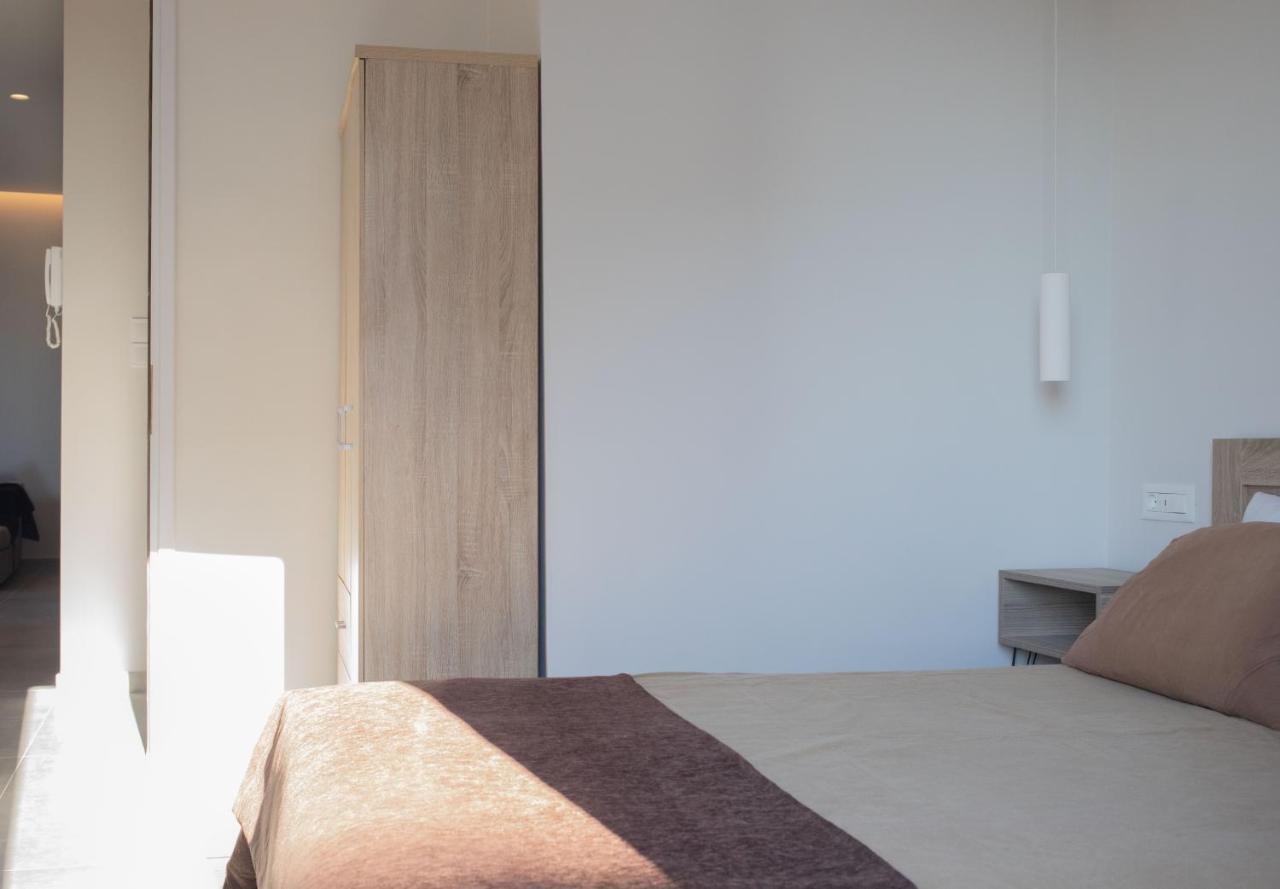 Live The Local Life , Old Town Kos Apartment Luaran gambar